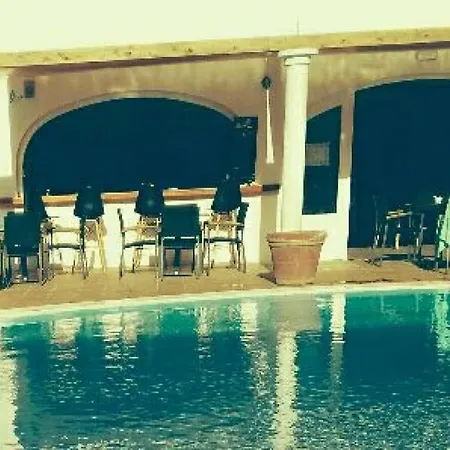 Apartamento Sleeps 4 Pool Wifi T691558 *
