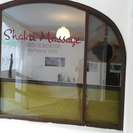 Sleeps 4 Pool Wifi T691558 Apartament Costa Teguise
